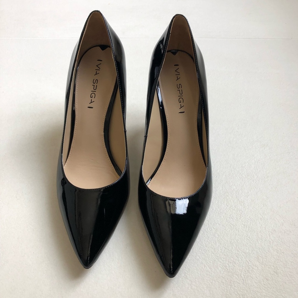Via Spiga Black Patent Leather Sz 10M EUR 40 Excell Used Condition 3 1/2” heel